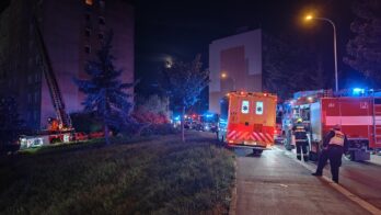Dozens evacuated in nighttime apartment fire in Prague 17