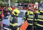 One injured as tram and car crash in Prague’s sixth district