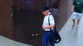 Man sought over alleged groping incident at Můstek metro