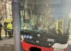 Bus driver’s medical collapse leads to crash in Prague’s Letňany district